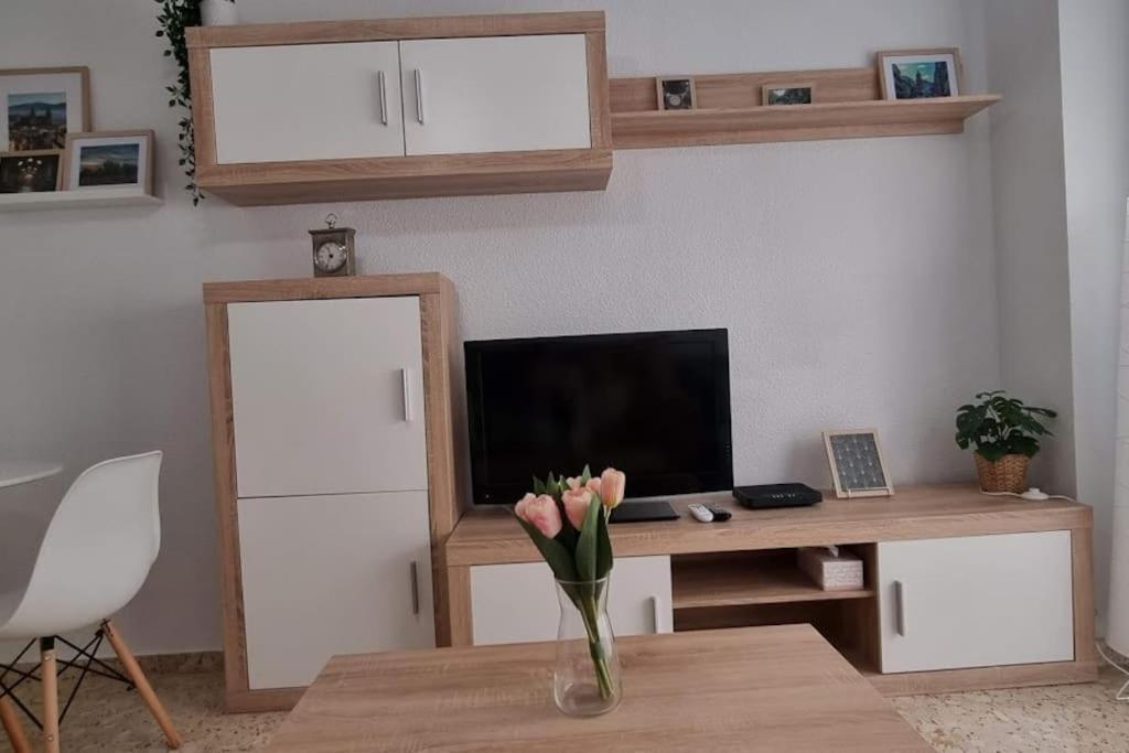 Piso Puerta Del Angel Apartment เฮน ภายนอก รูปภาพ